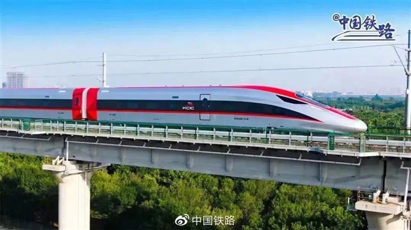 中国高铁首次出海!雅万高铁全线接触网一次送电成功