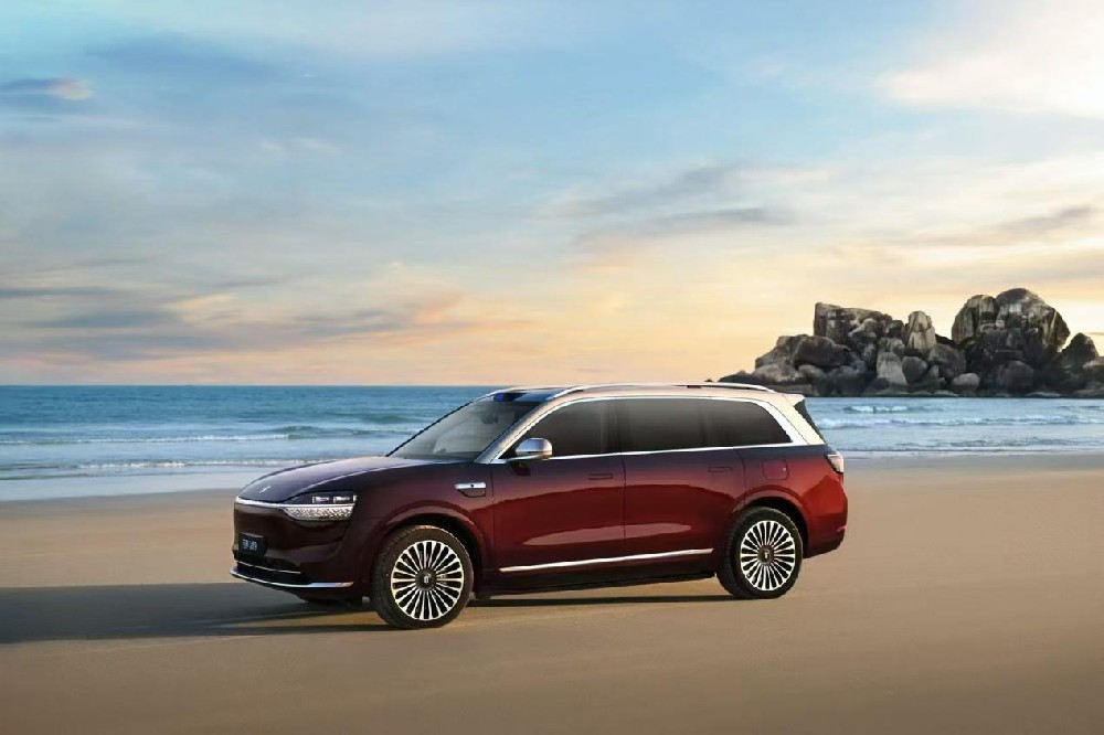 赛力斯2024年报:营收1451.76亿元创新高 实现净利润59.46亿元 赛力斯2024年报:营收1451.76亿元创新高 实现净利润59.46亿元