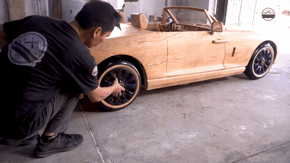 给孩子买豪车就差2个亿怎么办？用电锯做了一辆！