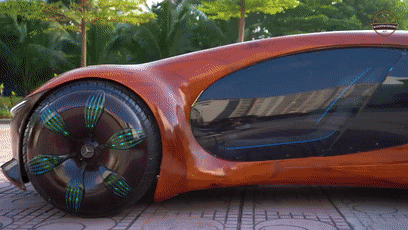 给孩子买豪车就差2个亿怎么办？用电锯做了一辆！