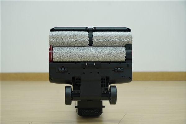 一机搞定全屋清洁！石头智能洗地机A10 Ultra图赏