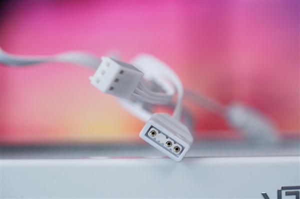 行业首创双水泵！超频三金刚双擎DE水冷散热器图赏