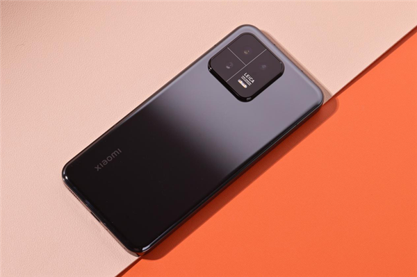 2499元!小米发布“美女神机” 但降价1000的K60更香……