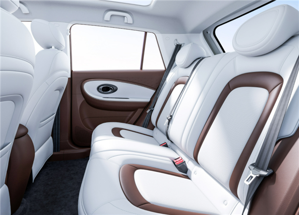 率先用上46大圆柱电池 江淮钇为3纯电车即将开售:最远能跑600km