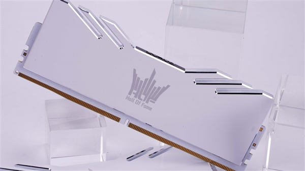 经典旗舰再升级！HOF CLASSIC DDR5系列内存正式发布