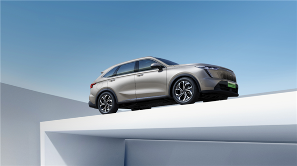 “十年内没有对手”？长城混动新车硬刚比亚迪 油费1毛4