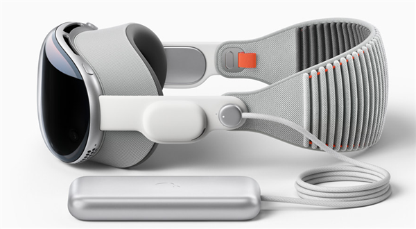 2.4万元！苹果首款MR头显Vision Pro发布：单眼像素超越4K电视