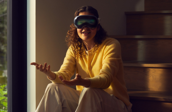 2.5万元的Vision Pro来了 能否帮助苹果再现iPhone辉煌？