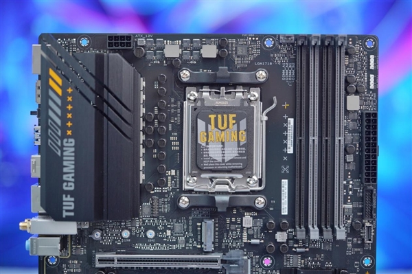 AM5电竞小钢炮!华硕TUF GAMING A620M-PLUS WIFI电竞特工主板图赏