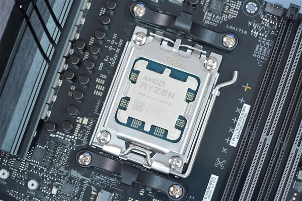 AM5电竞小钢炮!华硕TUF GAMING A620M-PLUS WIFI电竞特工主板图赏