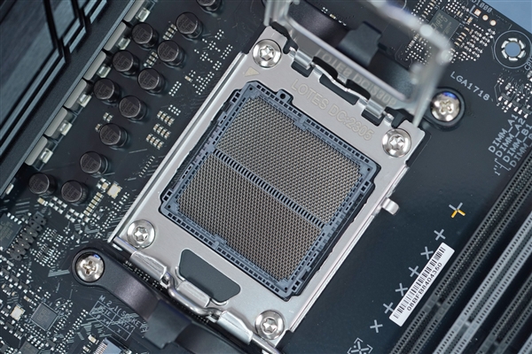 AM5电竞小钢炮!华硕TUF GAMING A620M-PLUS WIFI电竞特工主板图赏