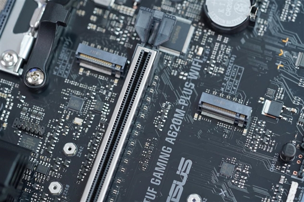 AM5电竞小钢炮!华硕TUF GAMING A620M-PLUS WIFI电竞特工主板图赏