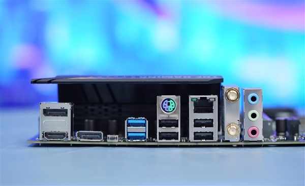 AM5电竞小钢炮!华硕TUF GAMING A620M-PLUS WIFI电竞特工主板图赏