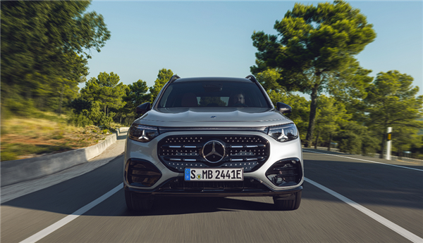 把三叉戟装到大灯里!全新一代奔驰GLB发布: 海外48.6万元起