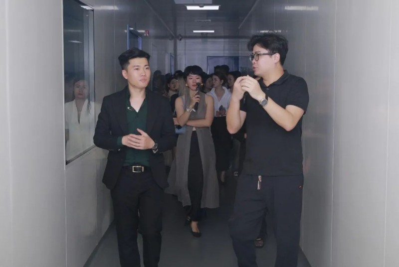 中越医美持续深化合作:越南NOGATHECH医师代表团到访联合丽拓无锡研发基地(图5) 中越医美持续深化合作:越南NOGATHECH医师代表团到访联合丽拓无锡研发基地(图5)